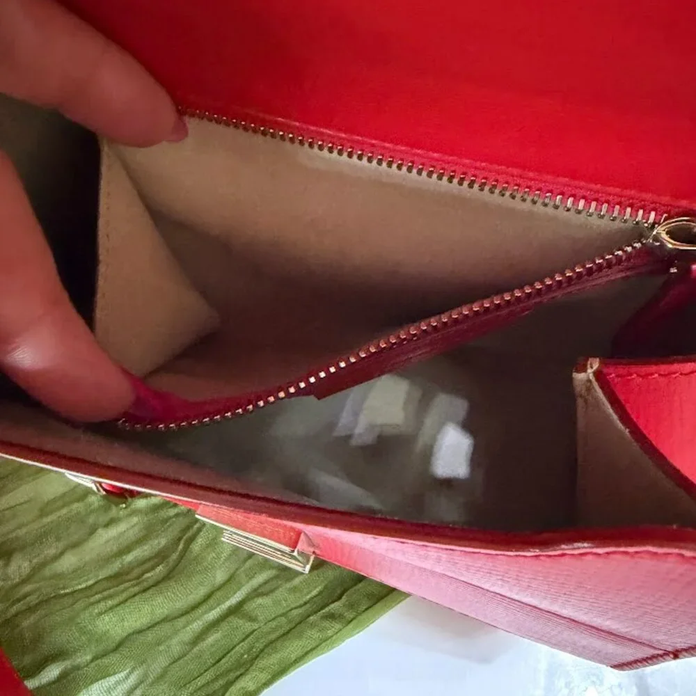 Givenchy Pandora Mini Crossbody Bag Red Leather Authentic - Picture 12 of 13